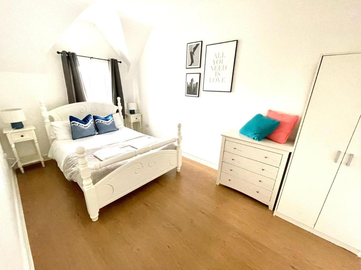 Koala & Tree - 2 Bedroom In City Centre - Short Lets & Serviced Accommodation Cambridge CBG Exterior photo