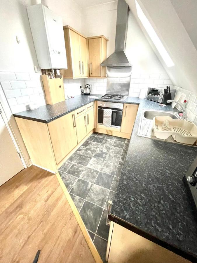 Koala & Tree - 2 Bedroom In City Centre - Short Lets & Serviced Accommodation Cambridge CBG Exterior photo